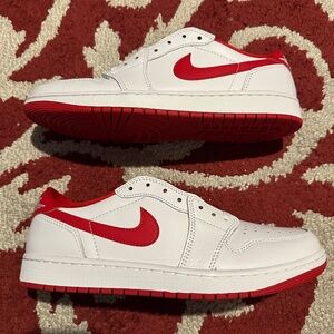 Size 9.5 Nike Air Jordan 1 OG Low Retro University Red White